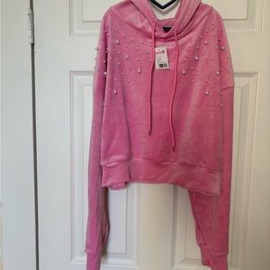 Casual women’s hoodie
New with tag
Pink
Size L